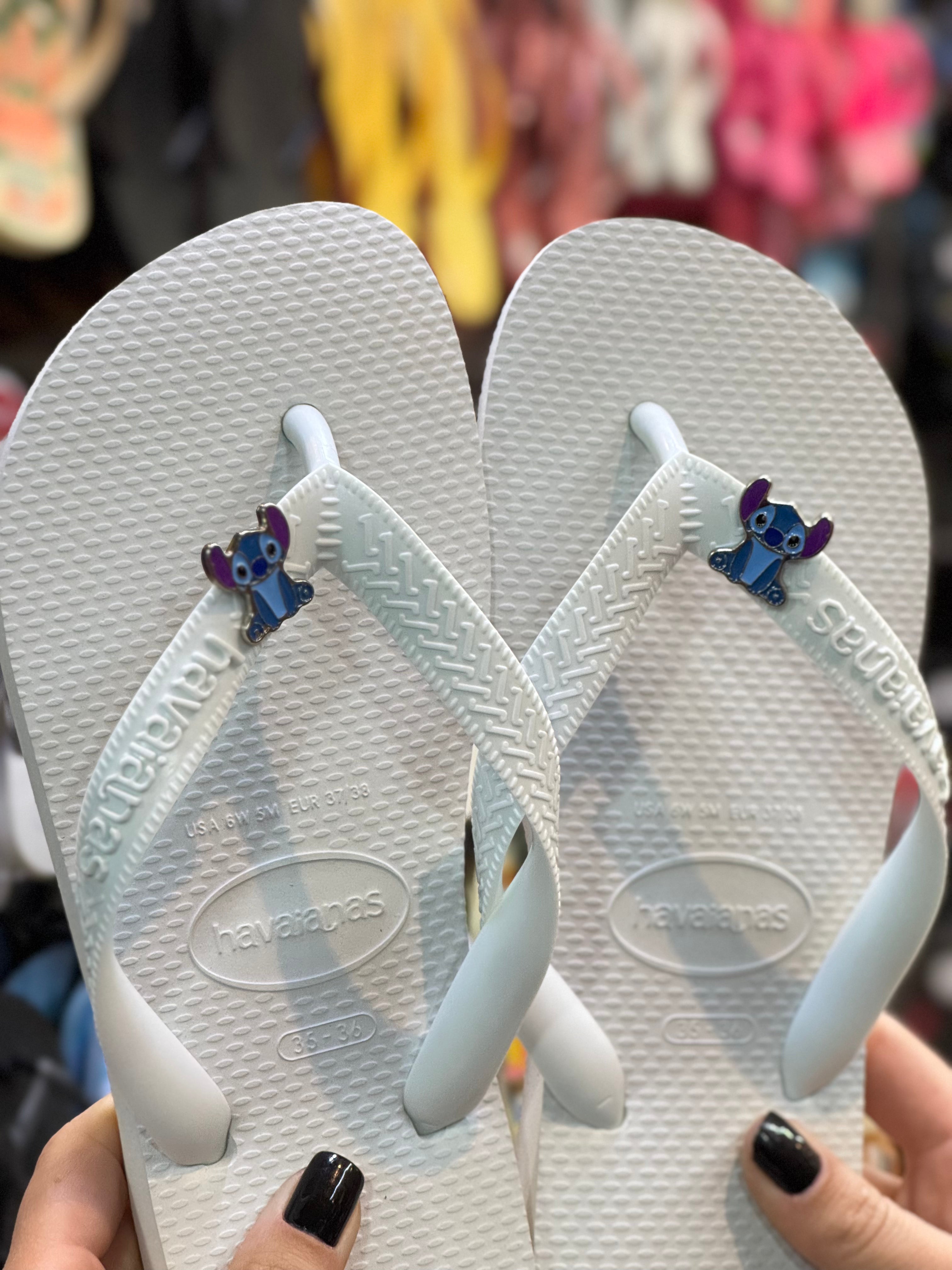Havaianas Top + Pingente Stitch