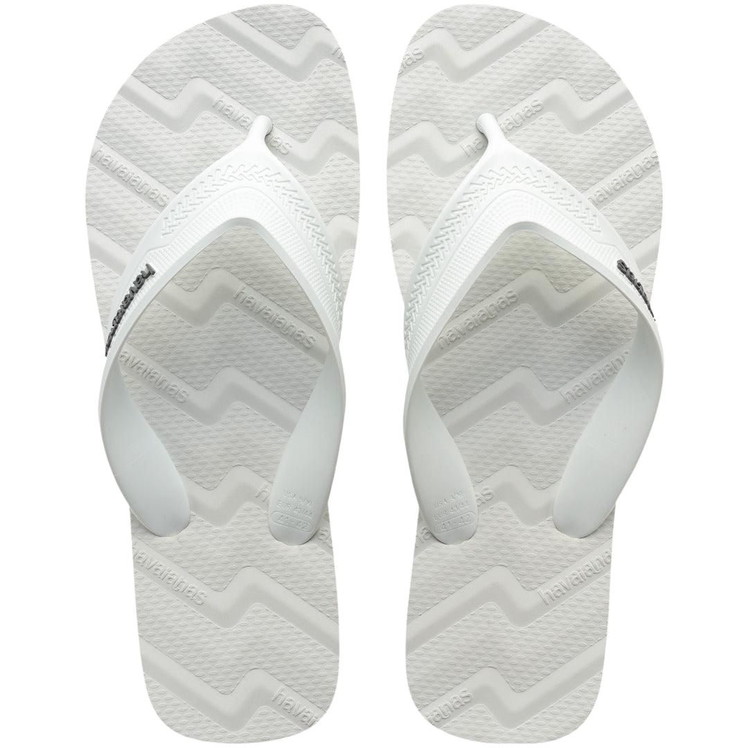 Havaianas Track Waves